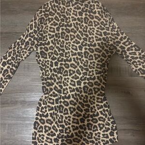 H&M Leopard Print Long Sleeve Top